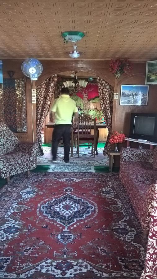 Hotel Houseboat Shagoo Palace Srinagar (Jammu and Kashmir)