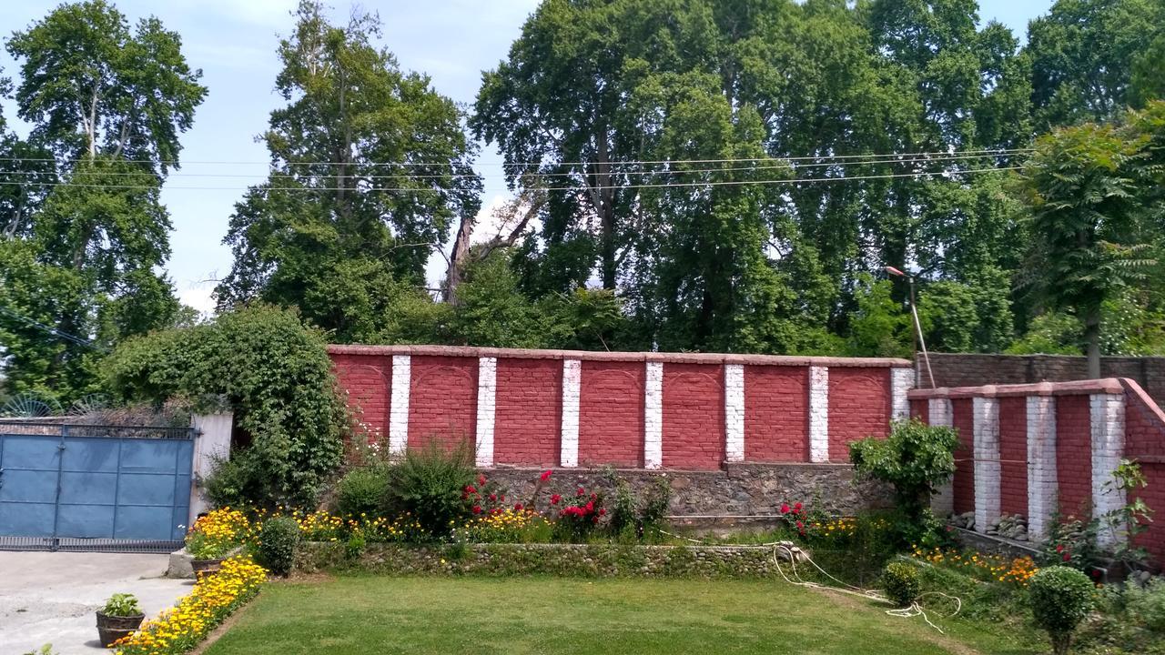 Joy Homestay Srinagar (Jammu and Kashmir)