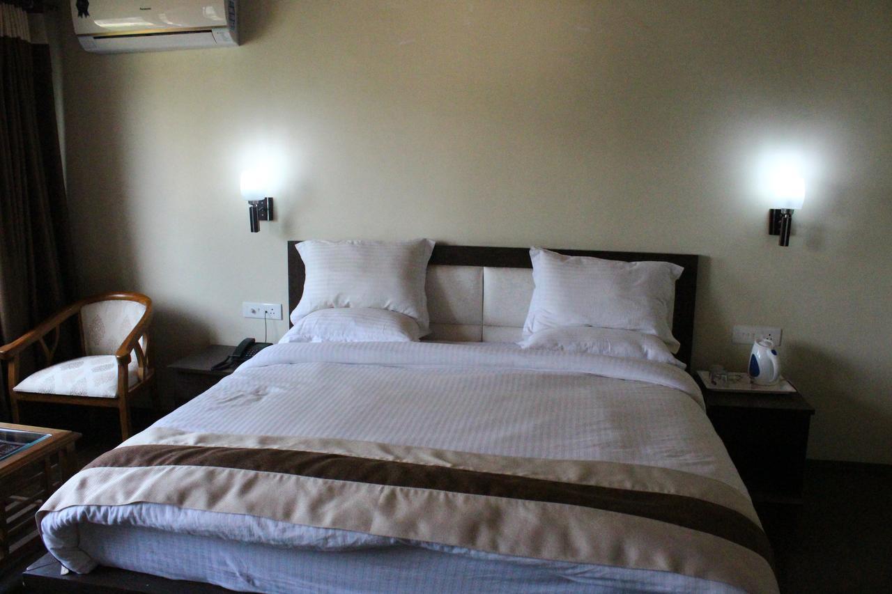 Inn Riviera *