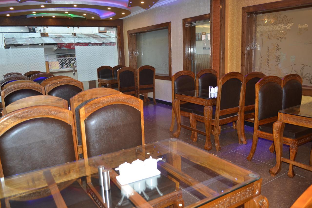 Grand Ms 3* Srinagar (Jammu and Kashmir)