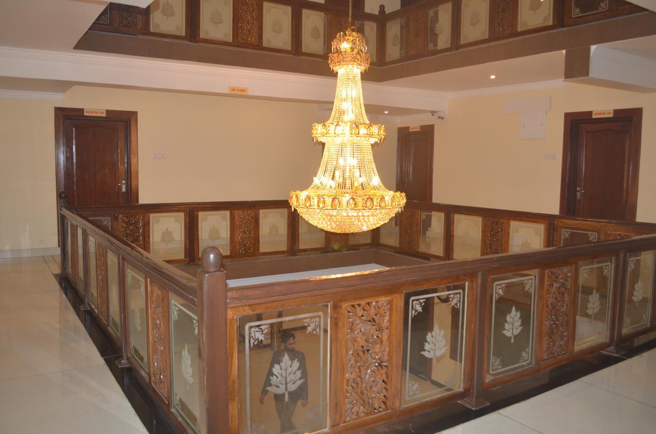 Grand Ms 3* Srinagar (Jammu and Kashmir)