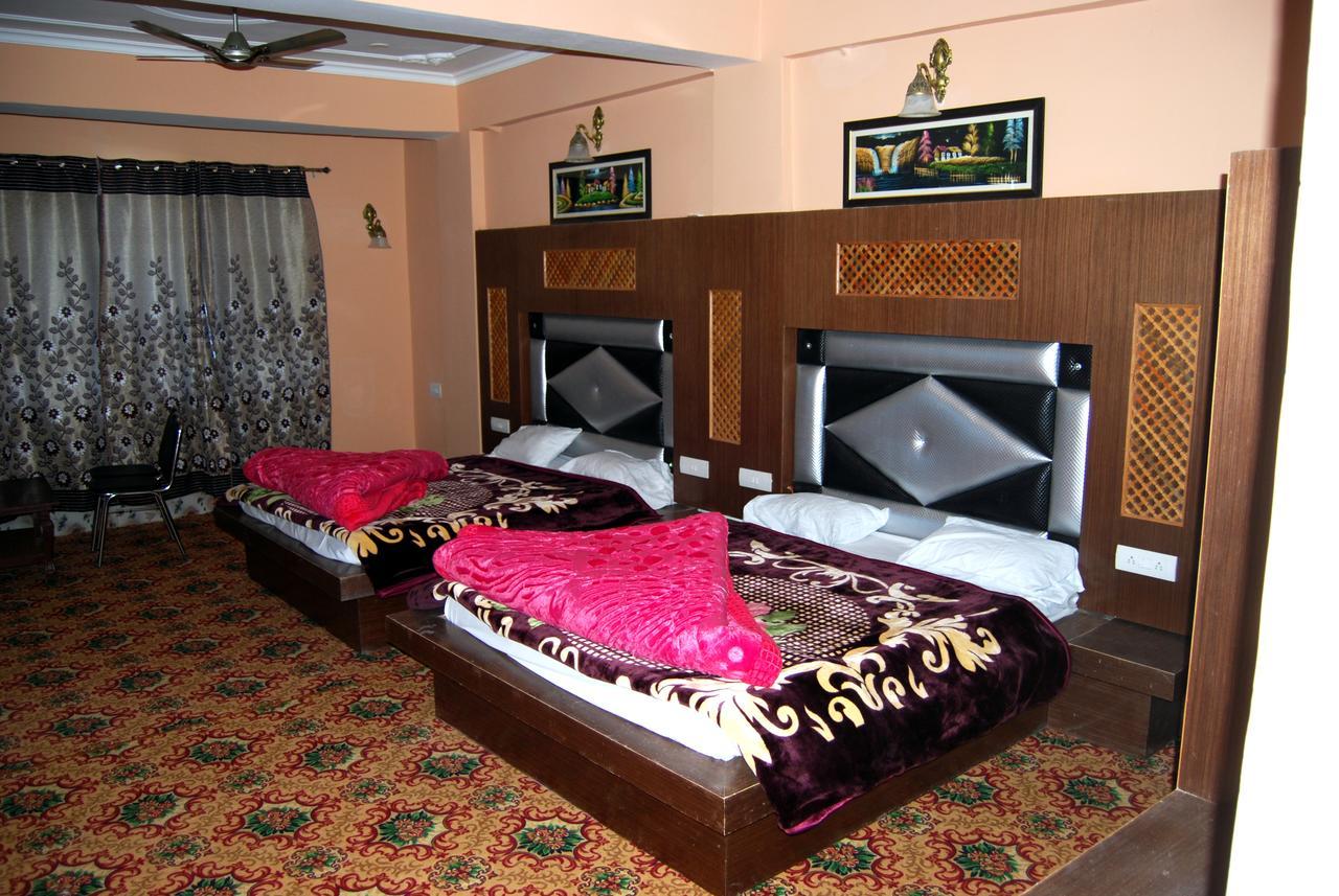 Sobo 3* Srinagar (Jammu and Kashmir)
