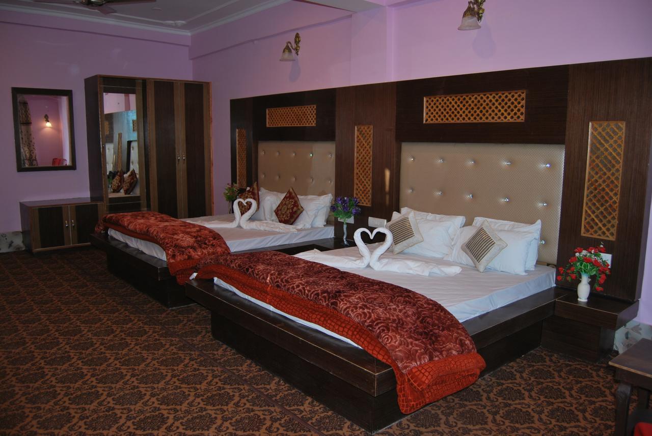 Sobo 3* Srinagar (Jammu and Kashmir)