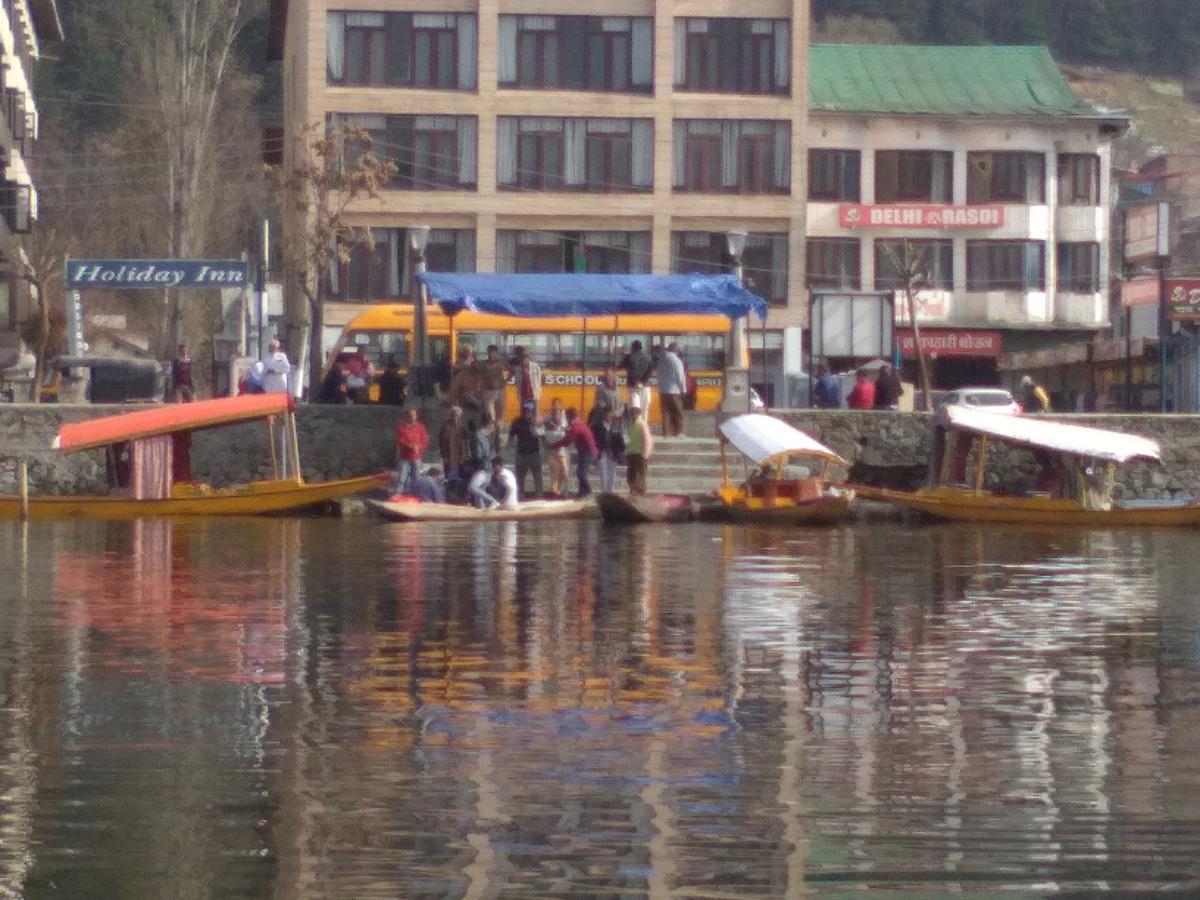 Hotel Houseboat - City Of Kashmir 2*