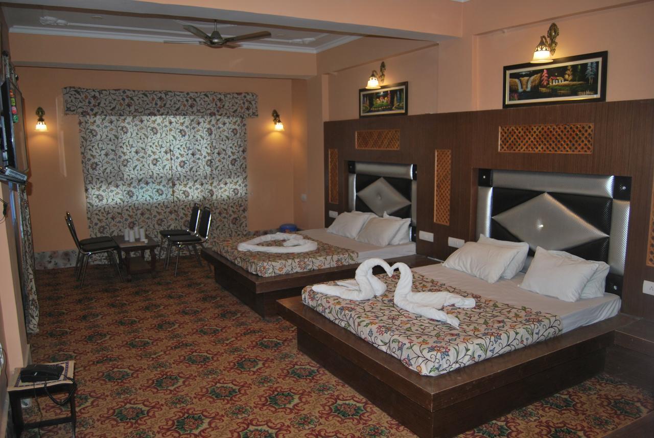 Sobo 3* Srinagar (Jammu and Kashmir)