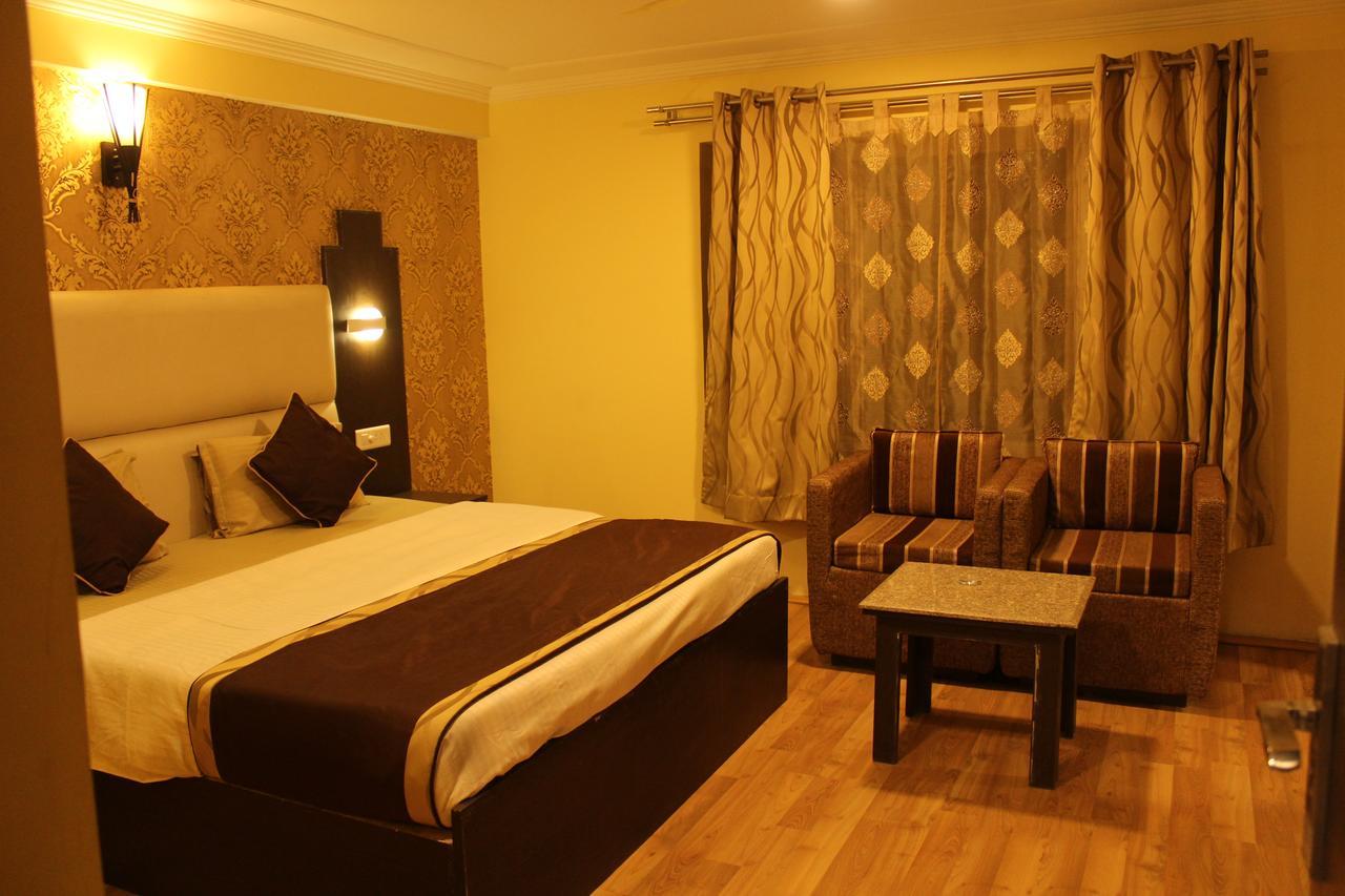 Lee Heritage * Srinagar (Jammu and Kashmir)