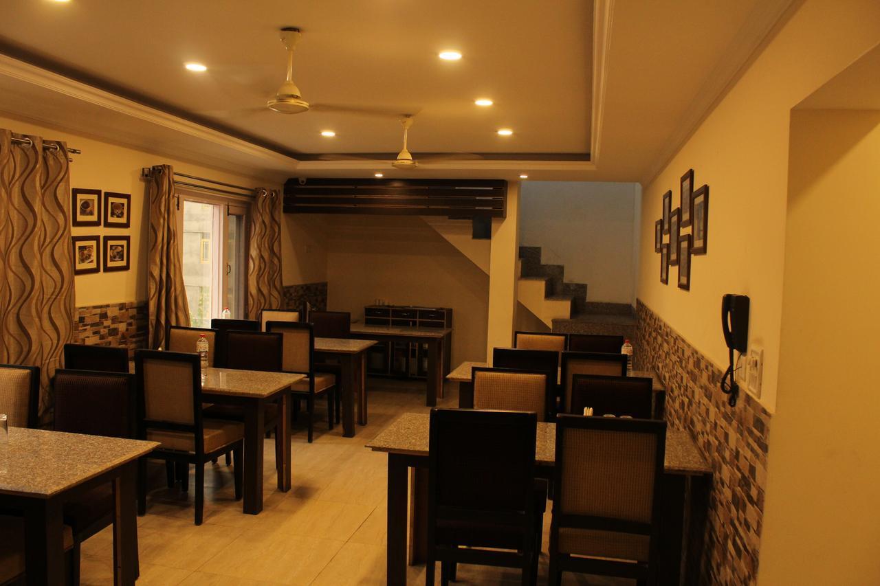 Lee Heritage * Srinagar (Jammu and Kashmir)