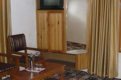 Hotel Akbar 2*