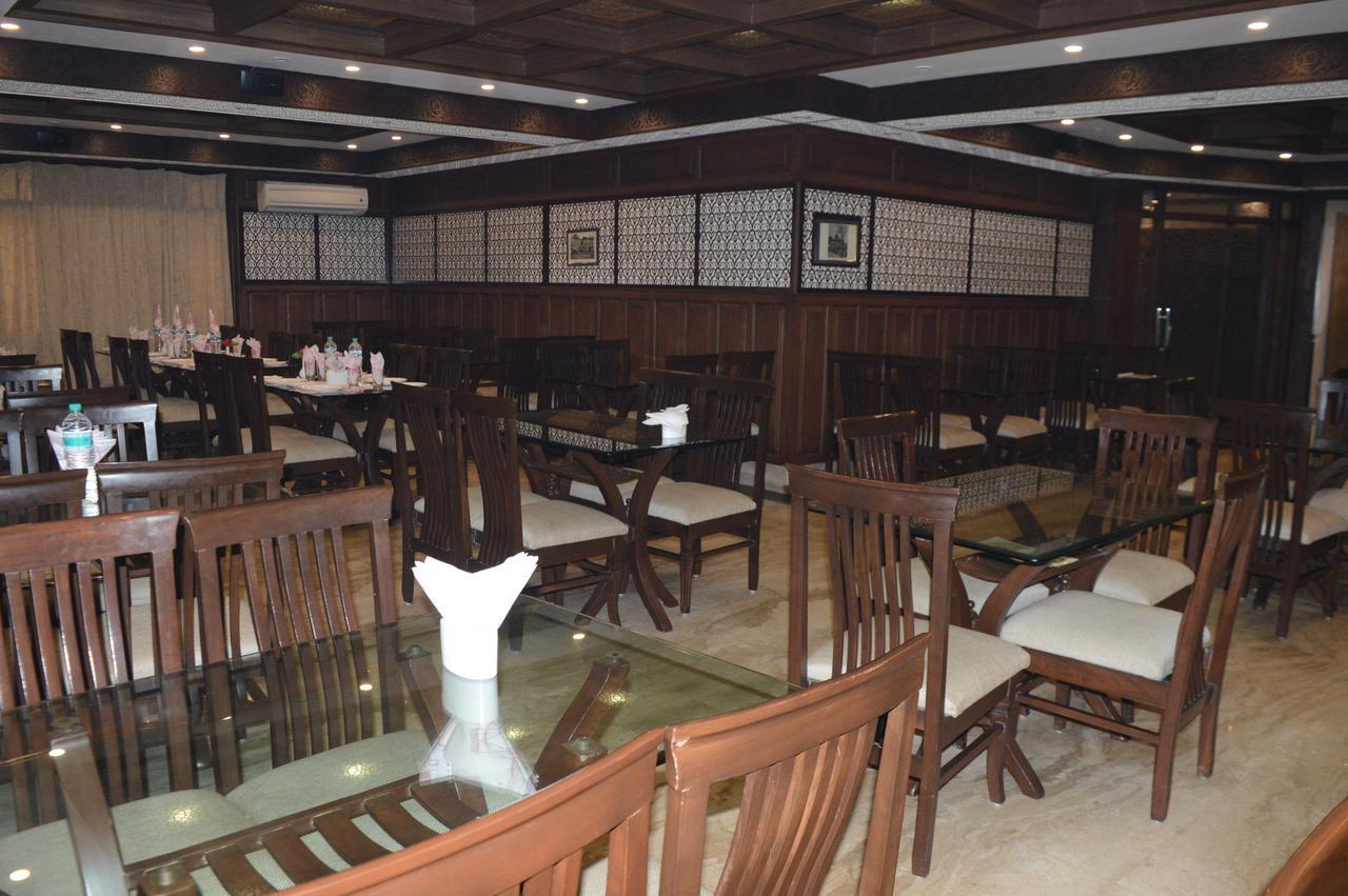 Hotel Standard And Resturant 3*
