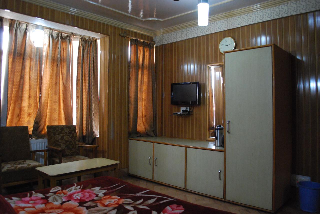 Kaisar Hotel 3*