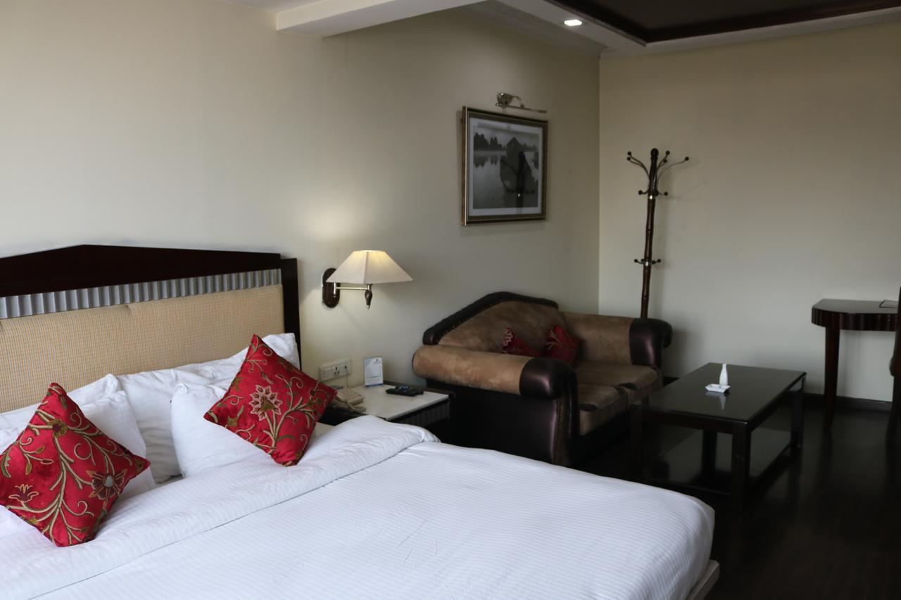 Hotel The Residency