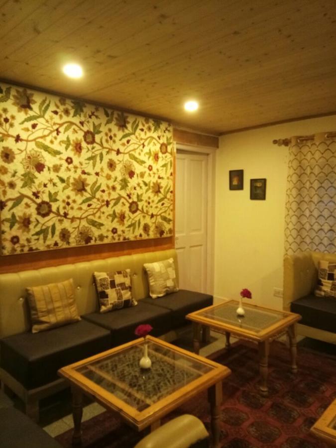Dove Guest house Srinagar (Jammu and Kashmir)