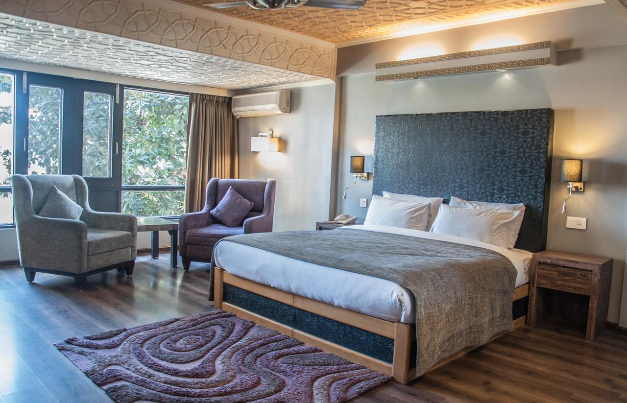 Ahdoos 3* Srinagar (Jammu and Kashmir)