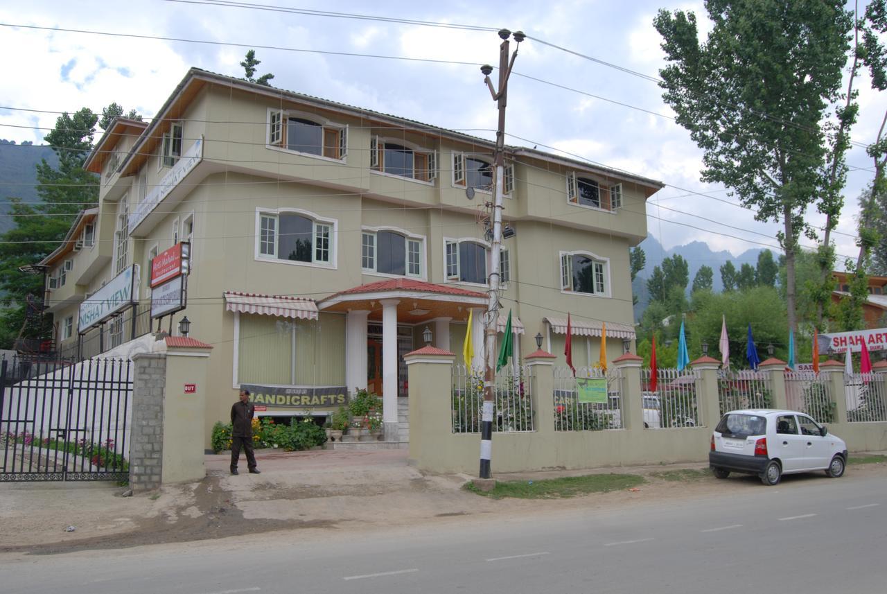 Oyo 4642 Nishat View Hotel 3*