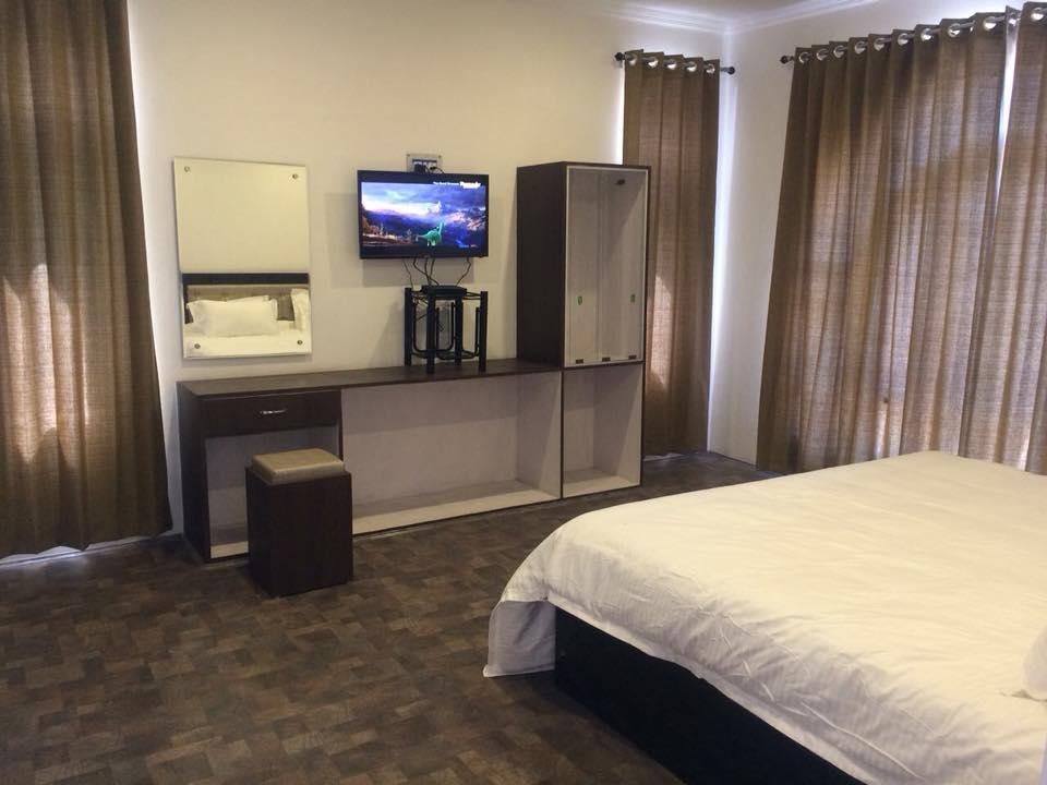 Hotel Sidsons Royale Srinagar (Jammu and Kashmir)