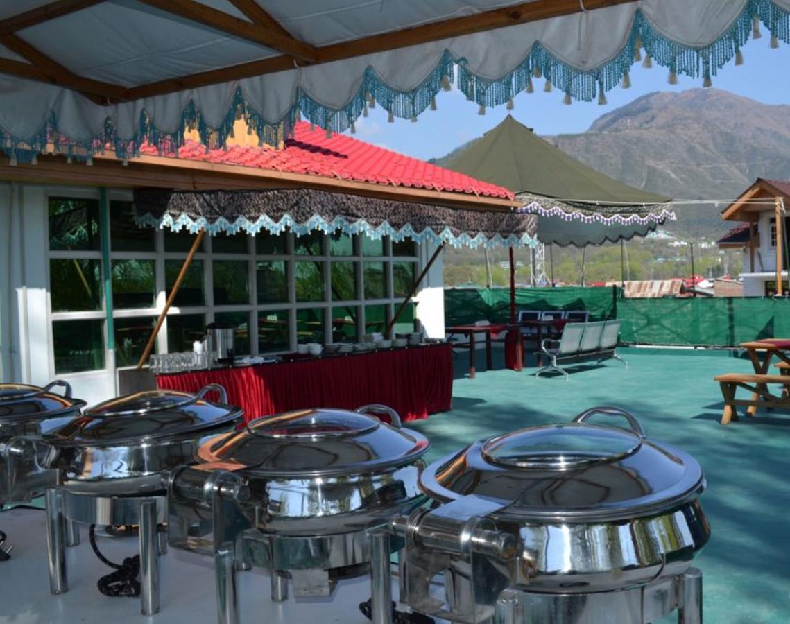 Hotel Green Leaf Srinagar (Jammu and Kashmir)