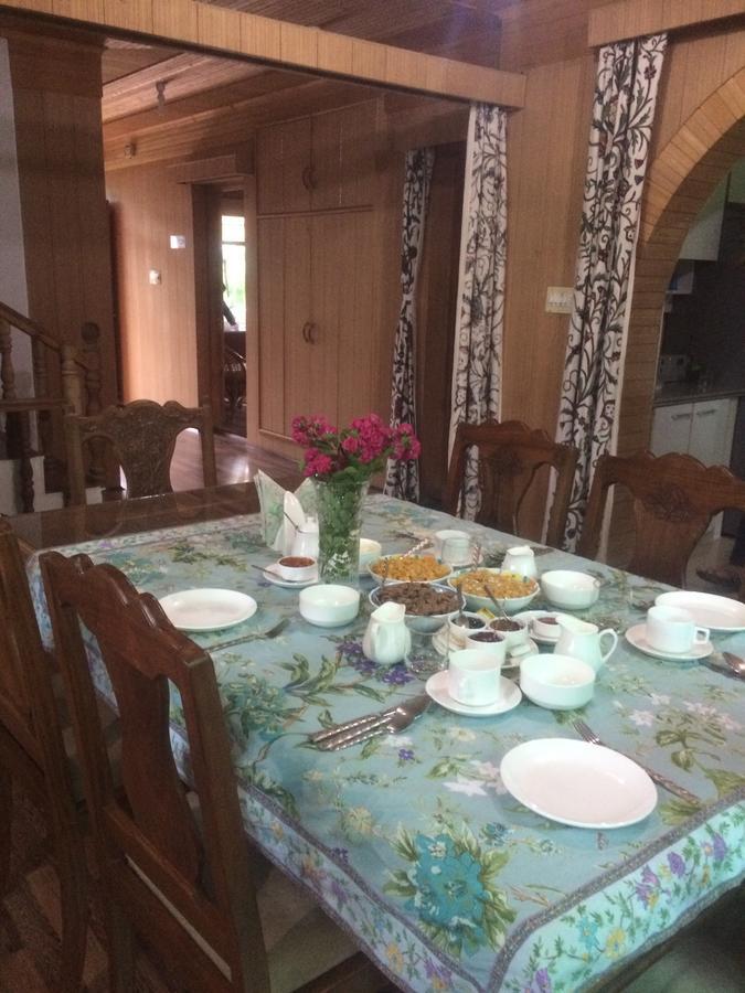 Guest house The Oasis Srinagar (Jammu and Kashmir)