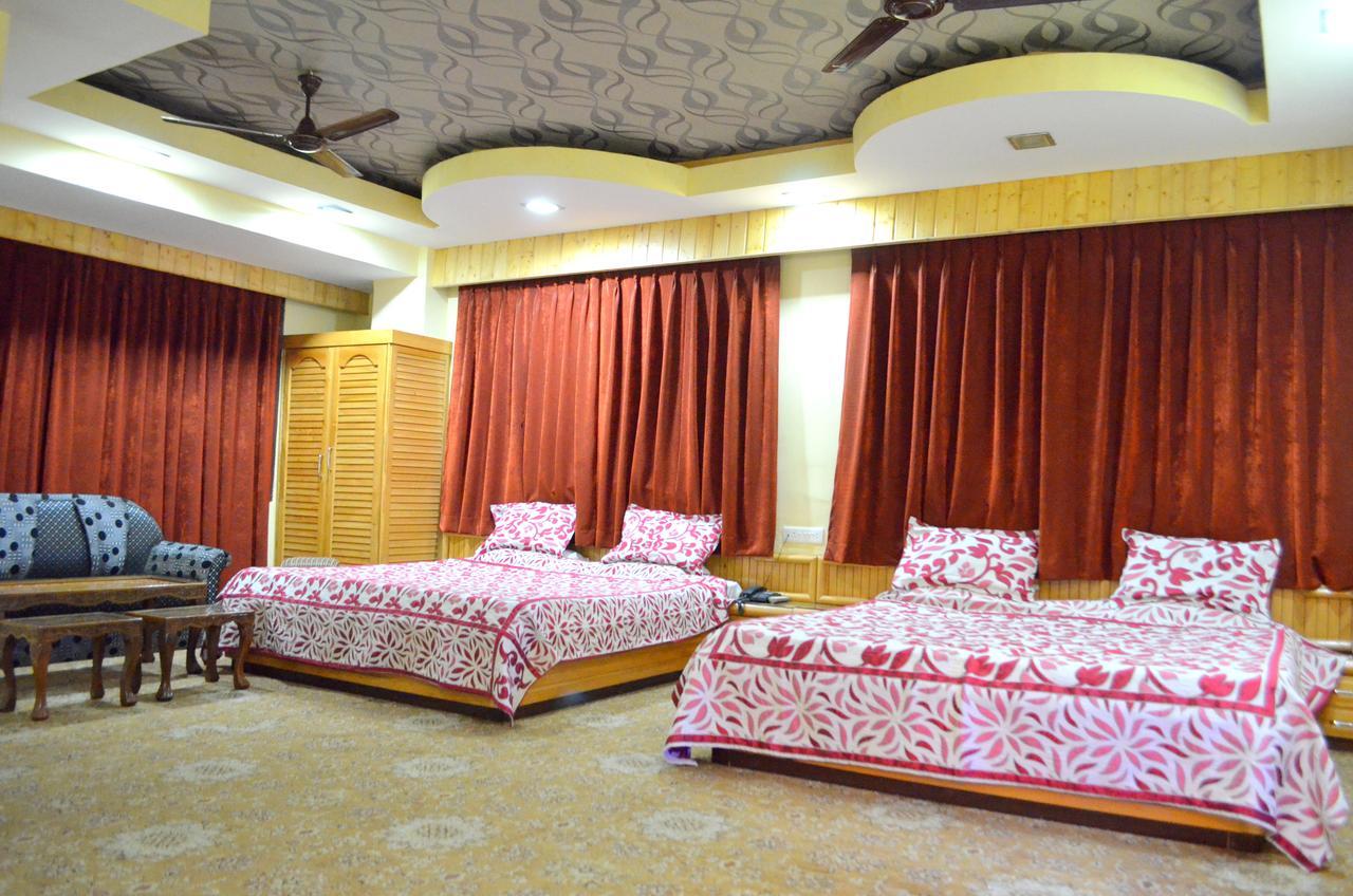 Hotel Regal Palace 3*