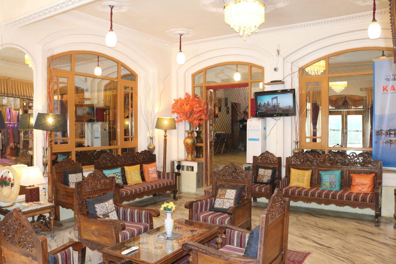 Akbar Hotel