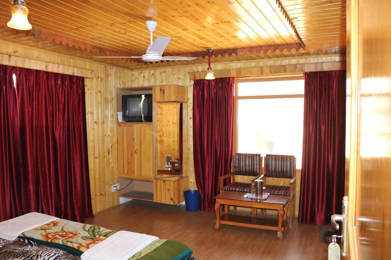 Akbar Hotel