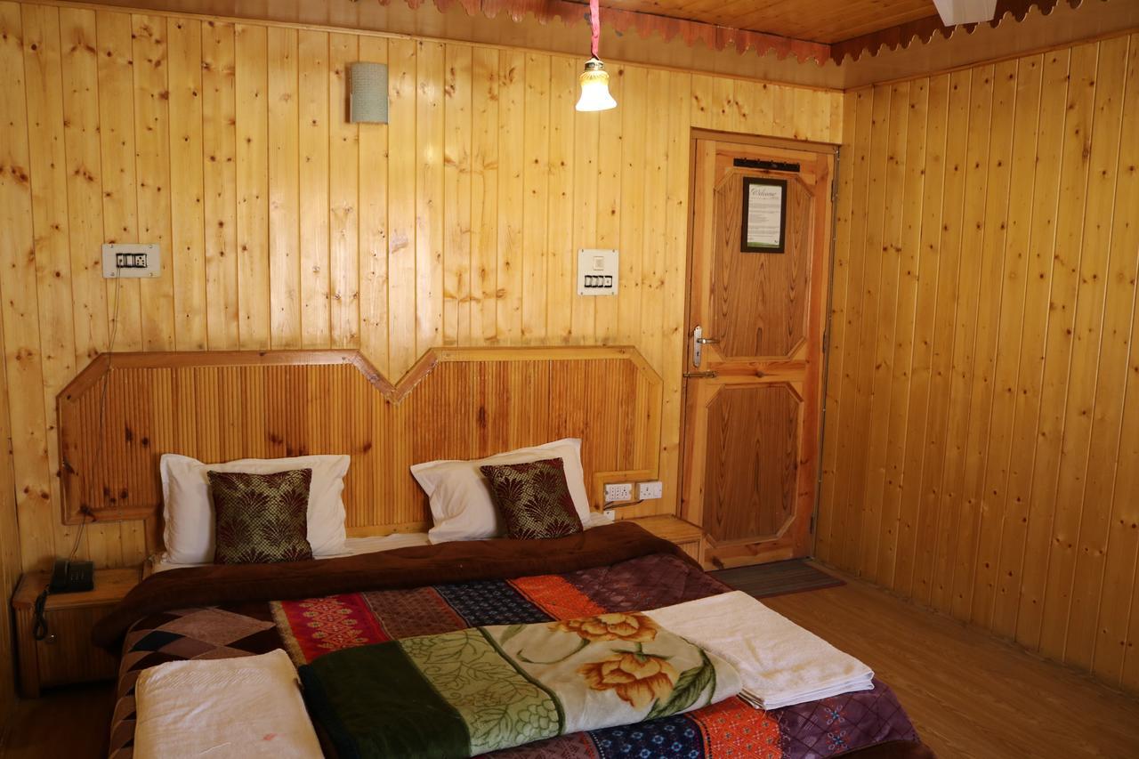 Akbar Srinagar (Jammu and Kashmir)