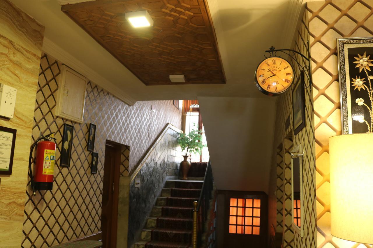 Akbar Hotel
