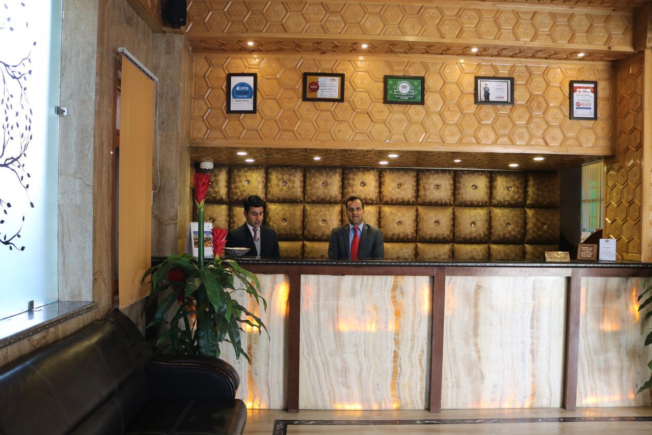 Mannat Srinagar (Jammu and Kashmir)