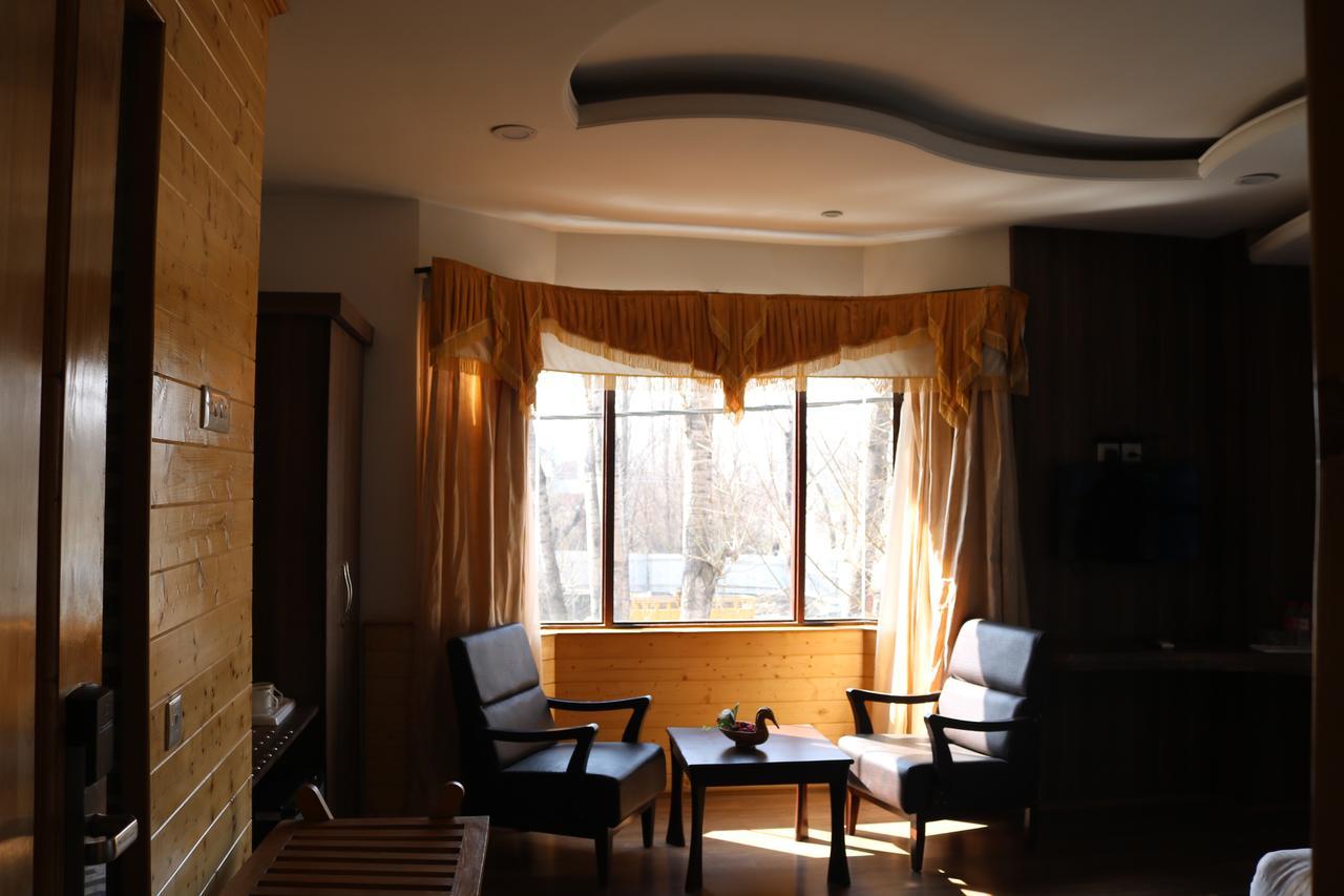 Mannat 4* Srinagar (Jammu and Kashmir)
