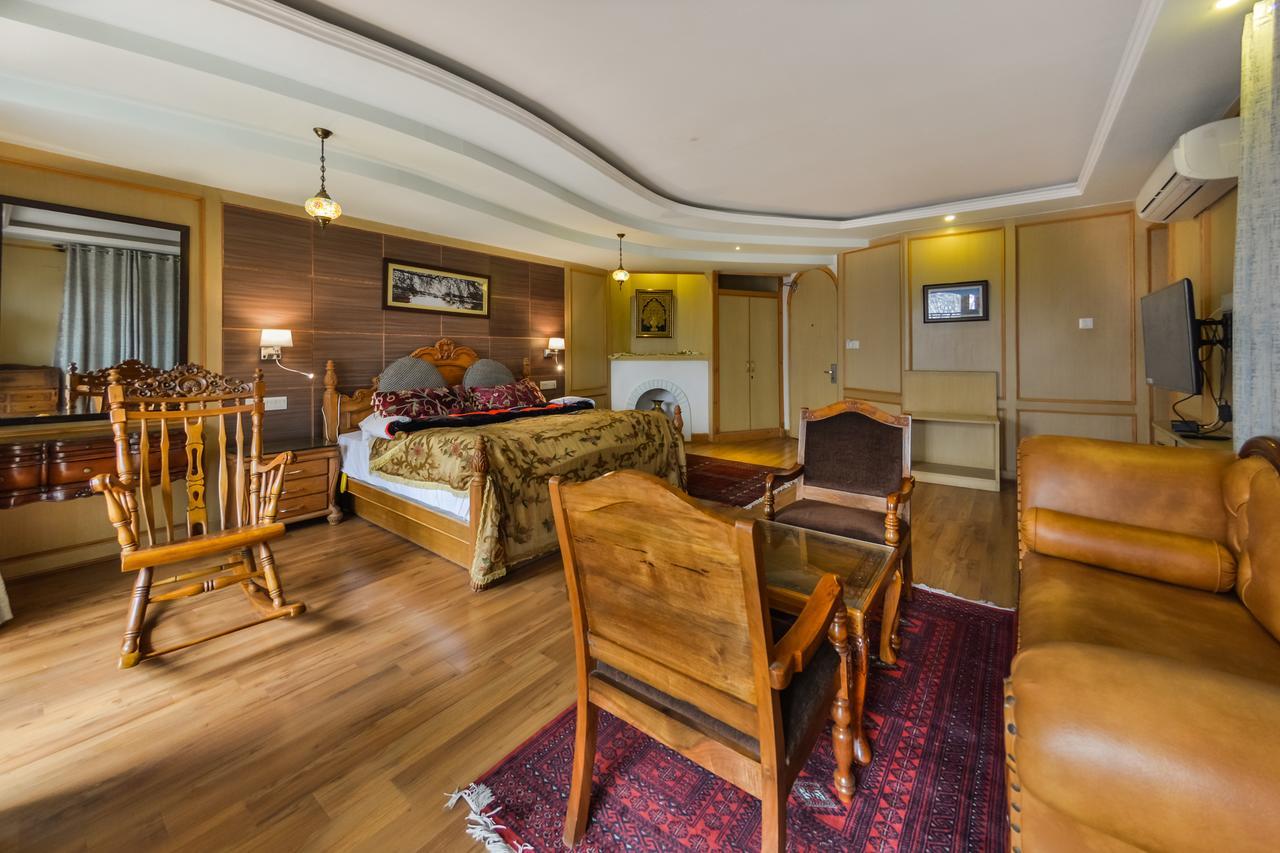 Kashmir Mahal Resorts Resort
