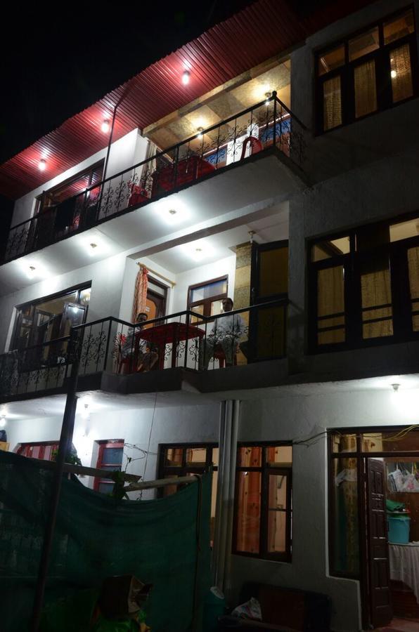 Hotel Howrah