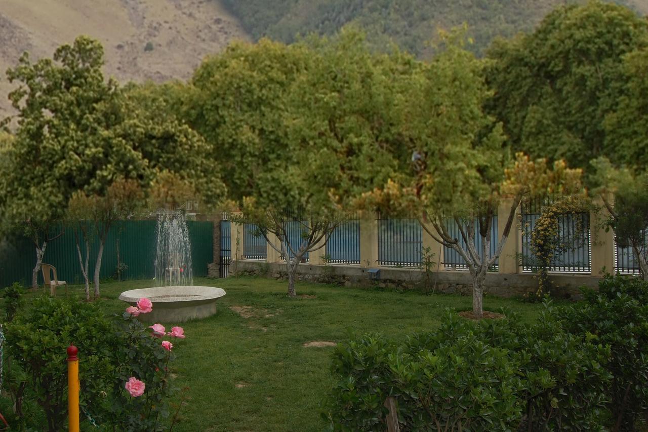 Grand Plaza Hotel Srinagar (Jammu and Kashmir)