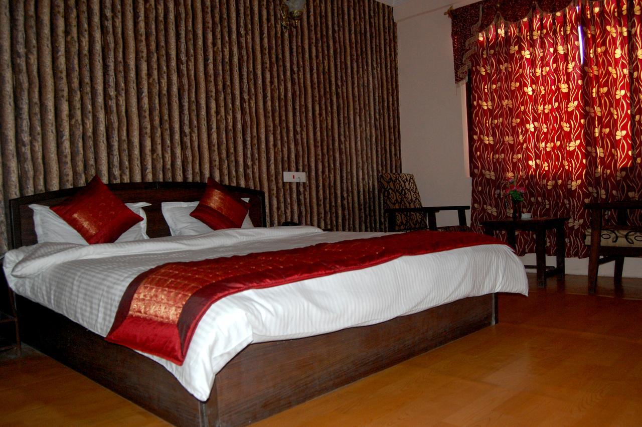 Grand Plaza Hotel