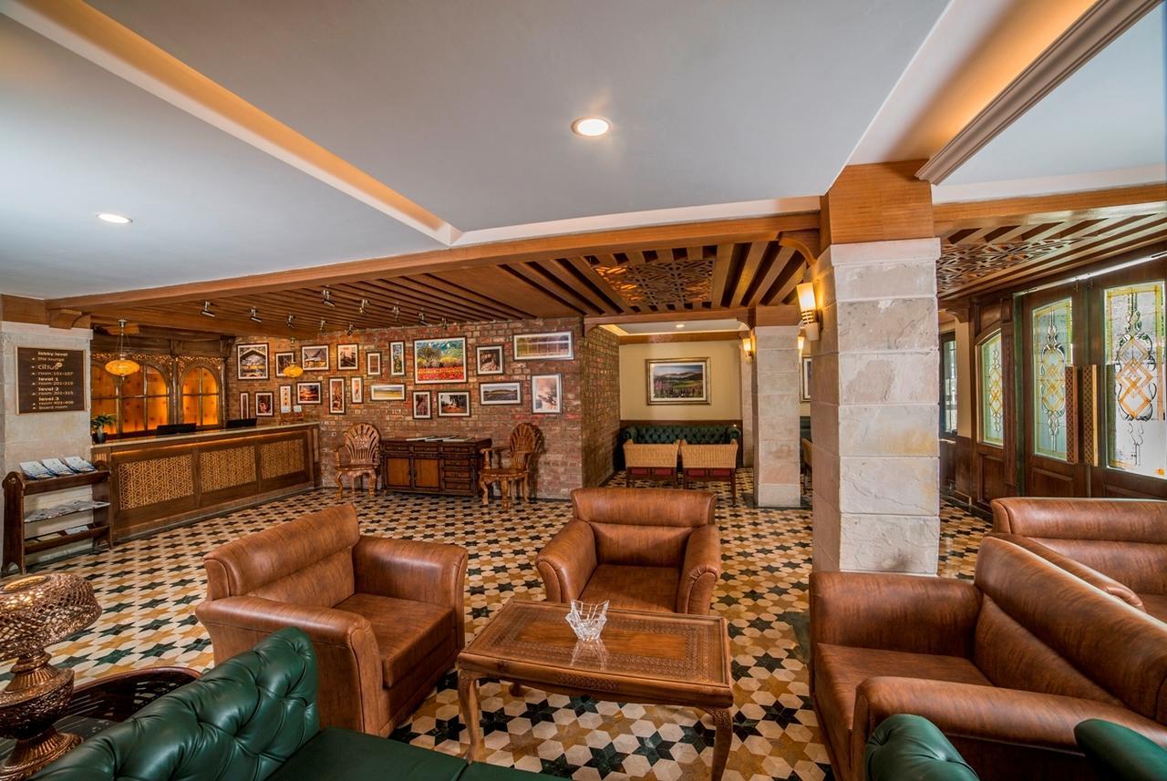 Lemon Tree Hotel 4*