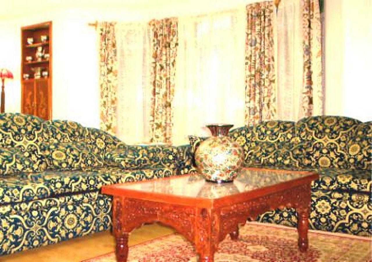 Hotel Aman Palace 2*