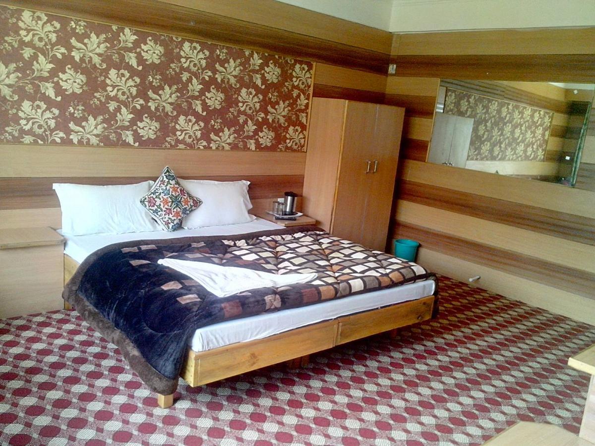 Royal Star Hotel Srinagar (Jammu and Kashmir)