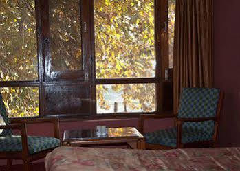 Ahdoos 3* Srinagar (Jammu and Kashmir)