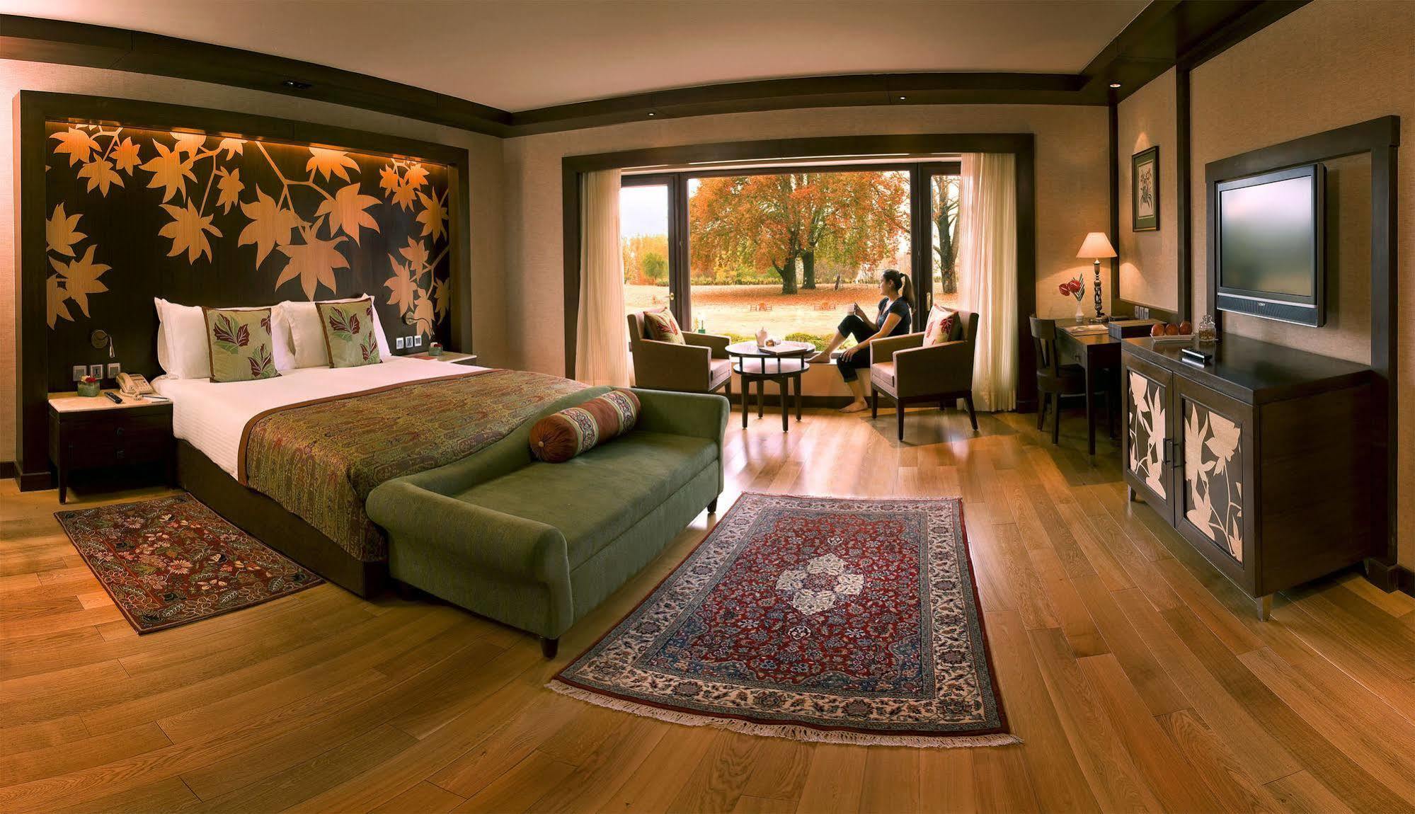The Lalit Grand Palace Hotel