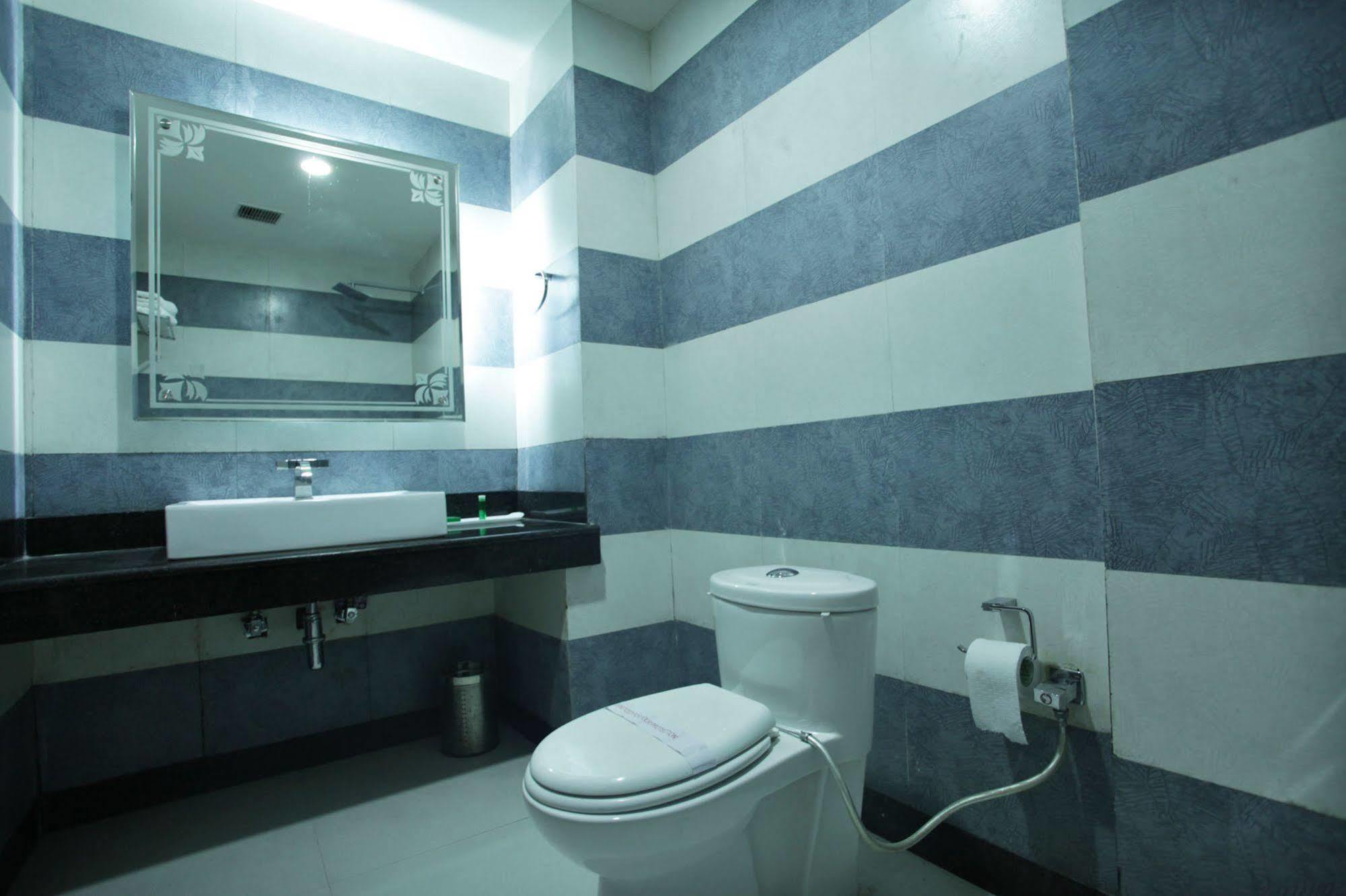 Grand Mumtaz Towers 3*