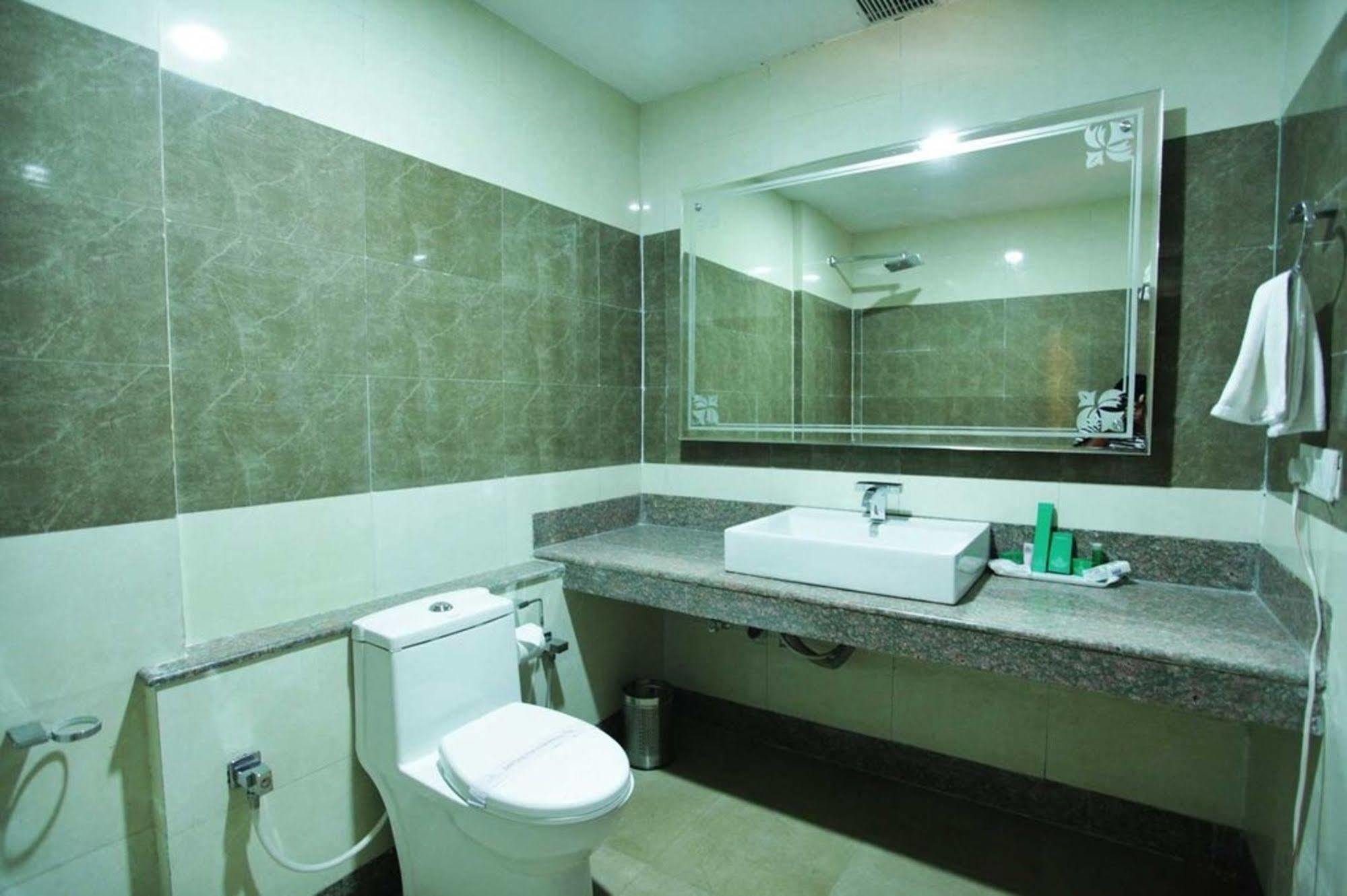 Hotel Grand Mumtaz Towers