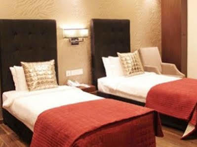 Grand Mumtaz Towers Hotel 3*