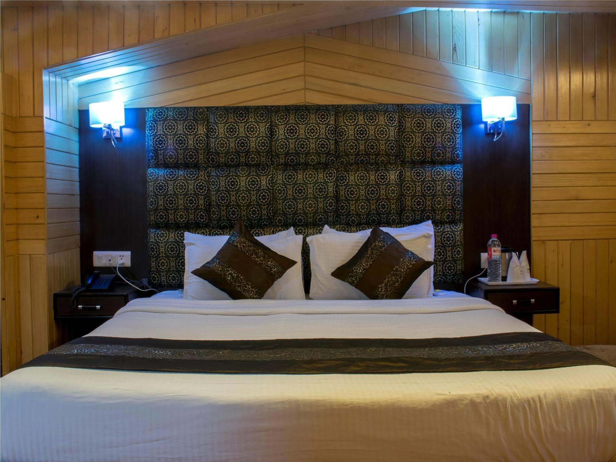 Pacific Hotel 3*