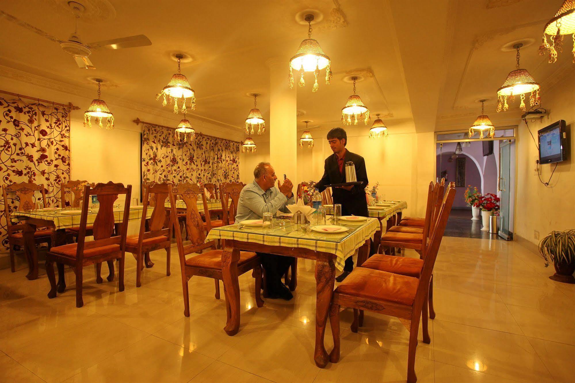 Ibni Kabeer Hotel 3*