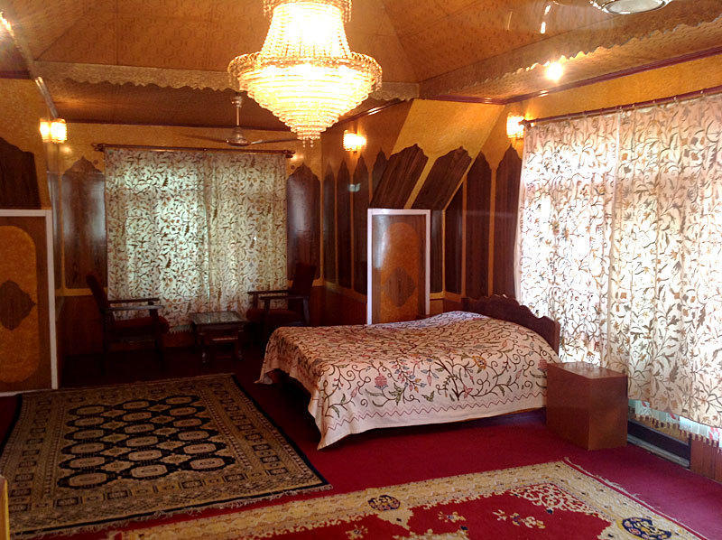 Hotel Dal View Srinagar (Jammu and Kashmir)