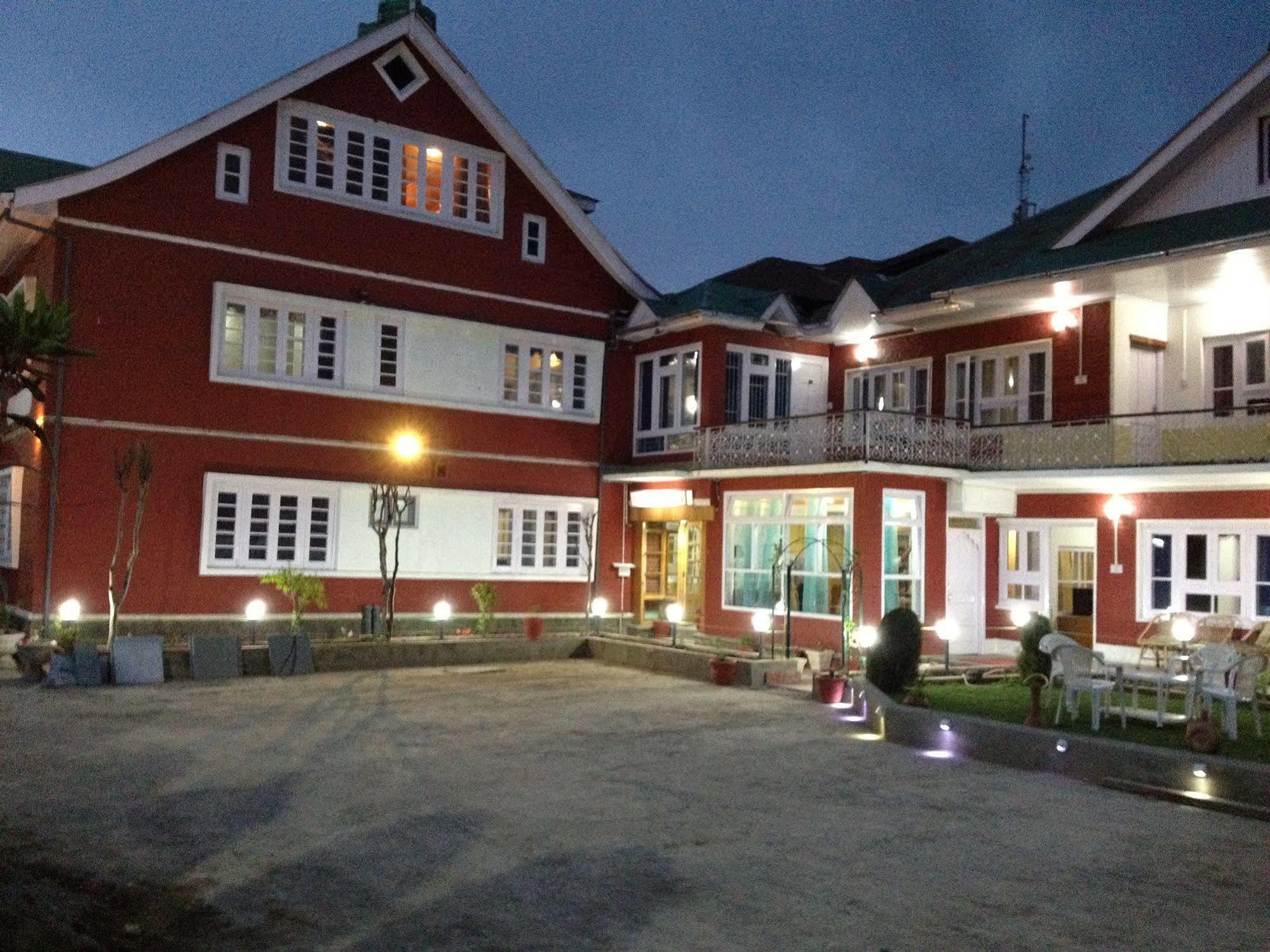 Walisons 3* Srinagar (Jammu and Kashmir)
