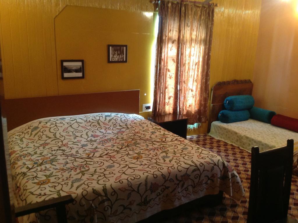 Dal View Hotel