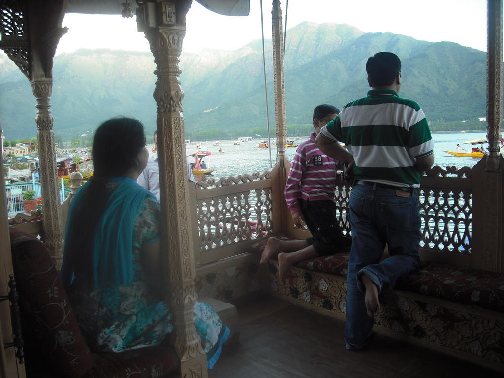 Dal View Hotel 3*