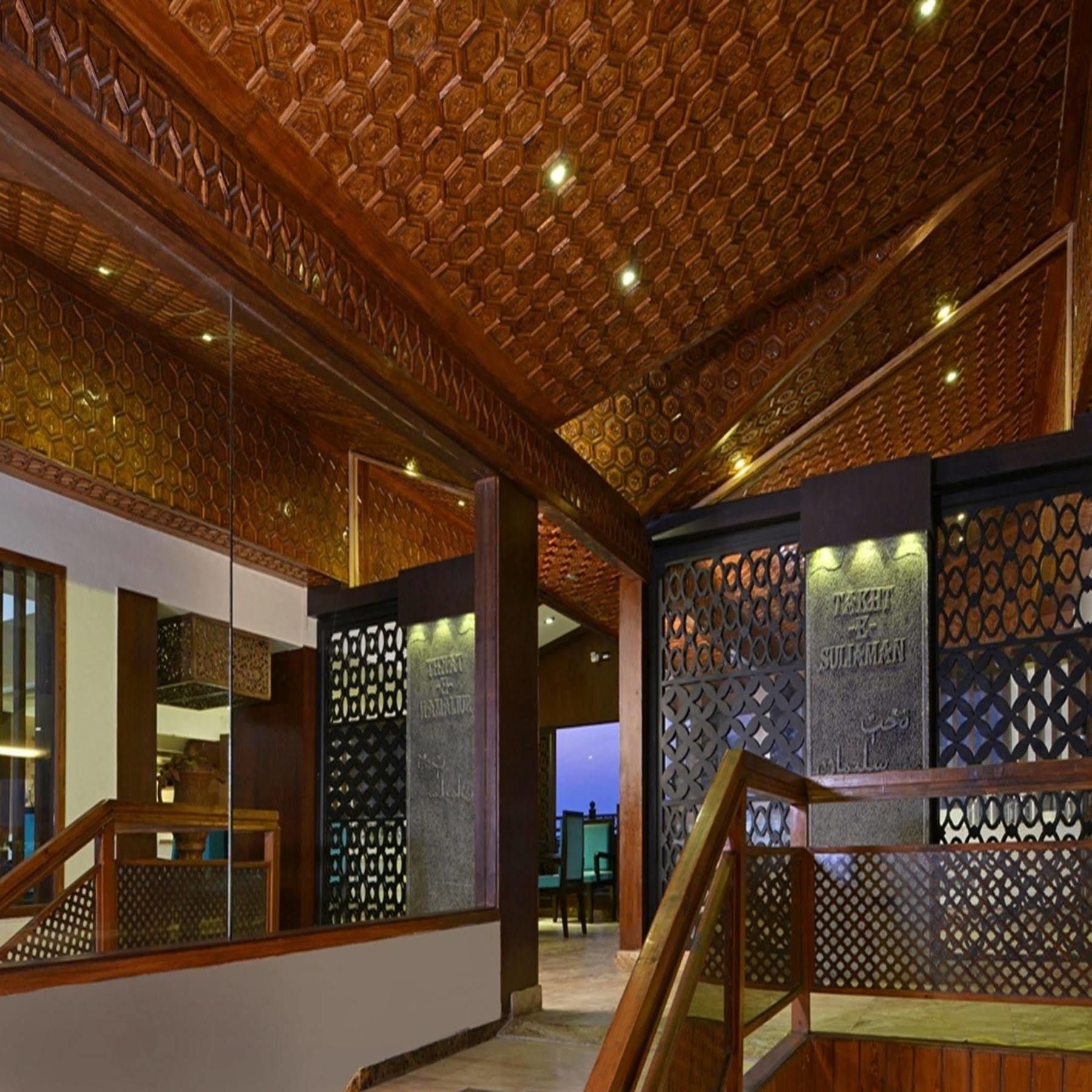 Hotel Golden Tulip