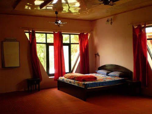 Hotel Shalimar Enclave 3*