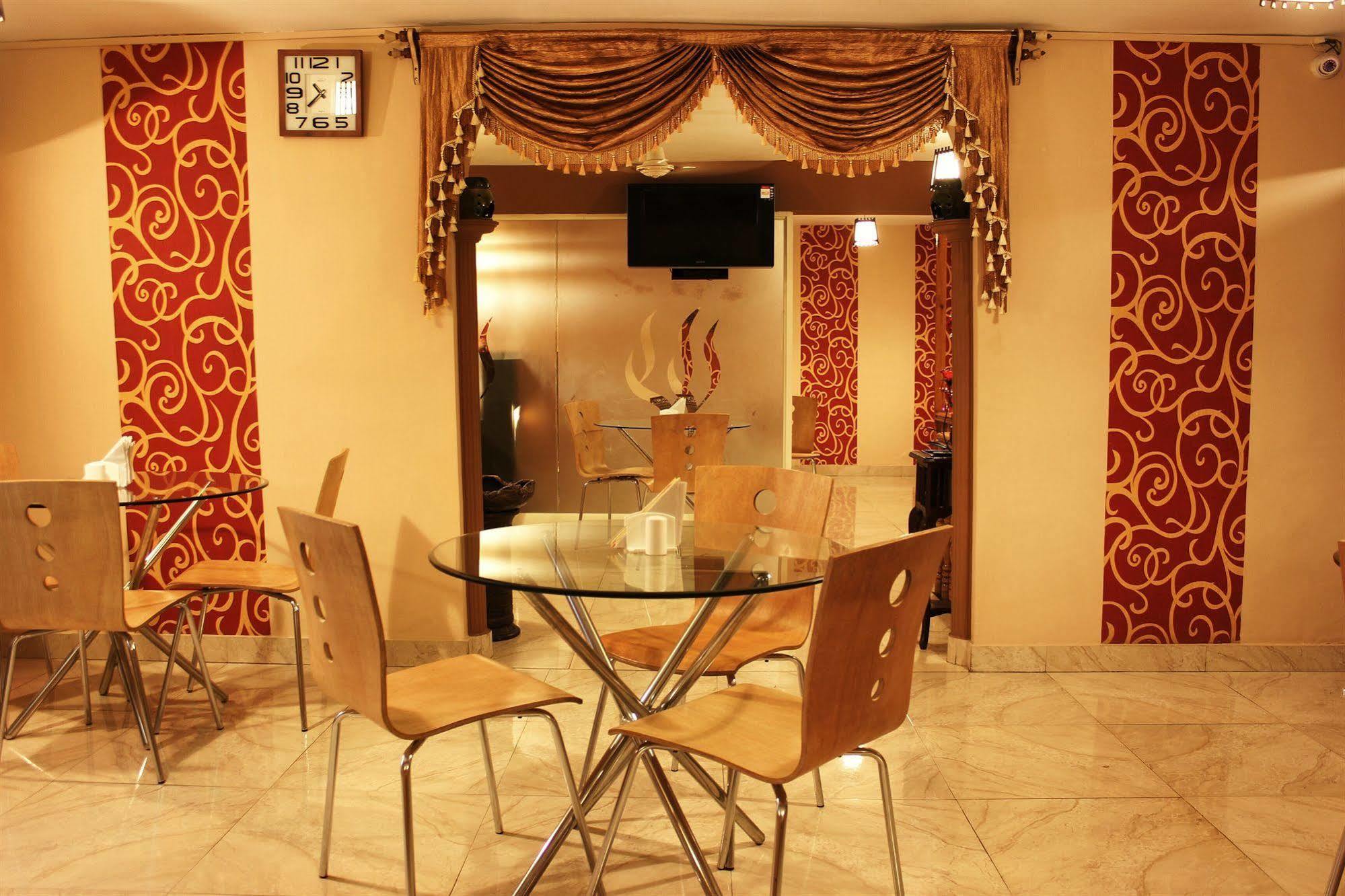 Hotel Walisons