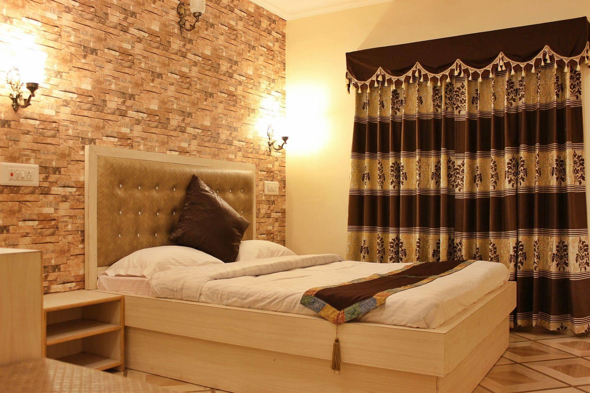 Hotel Walisons